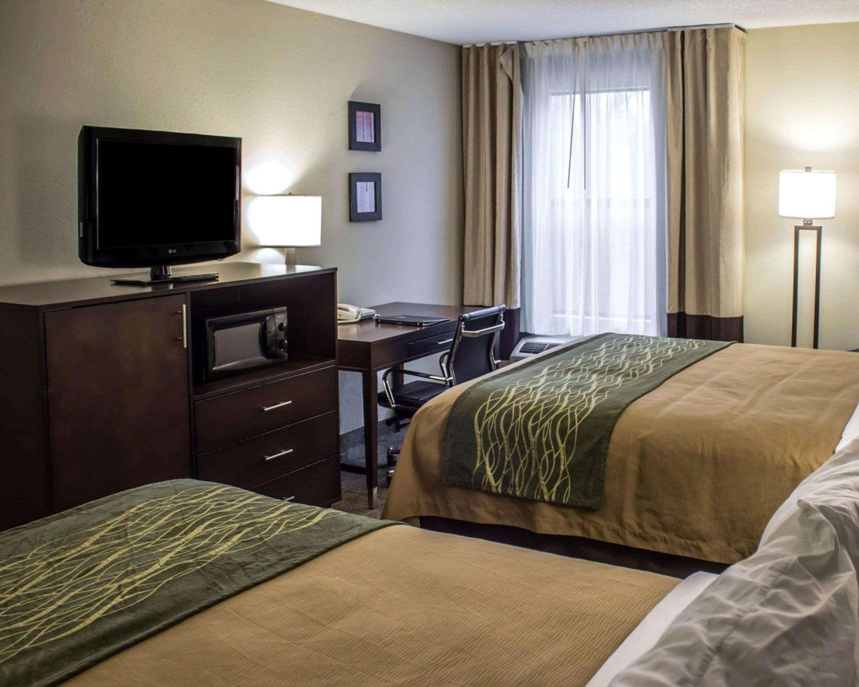Comfort Inn Clinton Ngoại thất bức ảnh