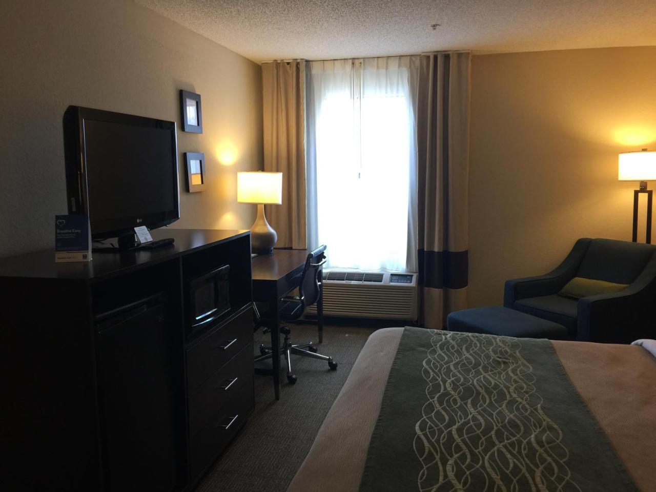 Comfort Inn Clinton Ngoại thất bức ảnh